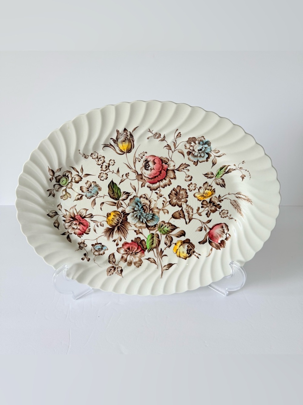 Johnson Brothers Staffordshire Bouquet 16” Oval Serving Platter England Floral